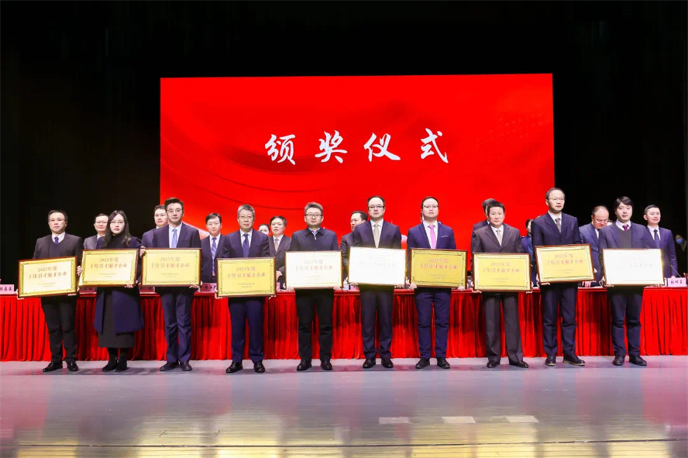 Z6������ʱ�ٻ�紨����ʮ�����ž۲���ҵ���ȶ�������